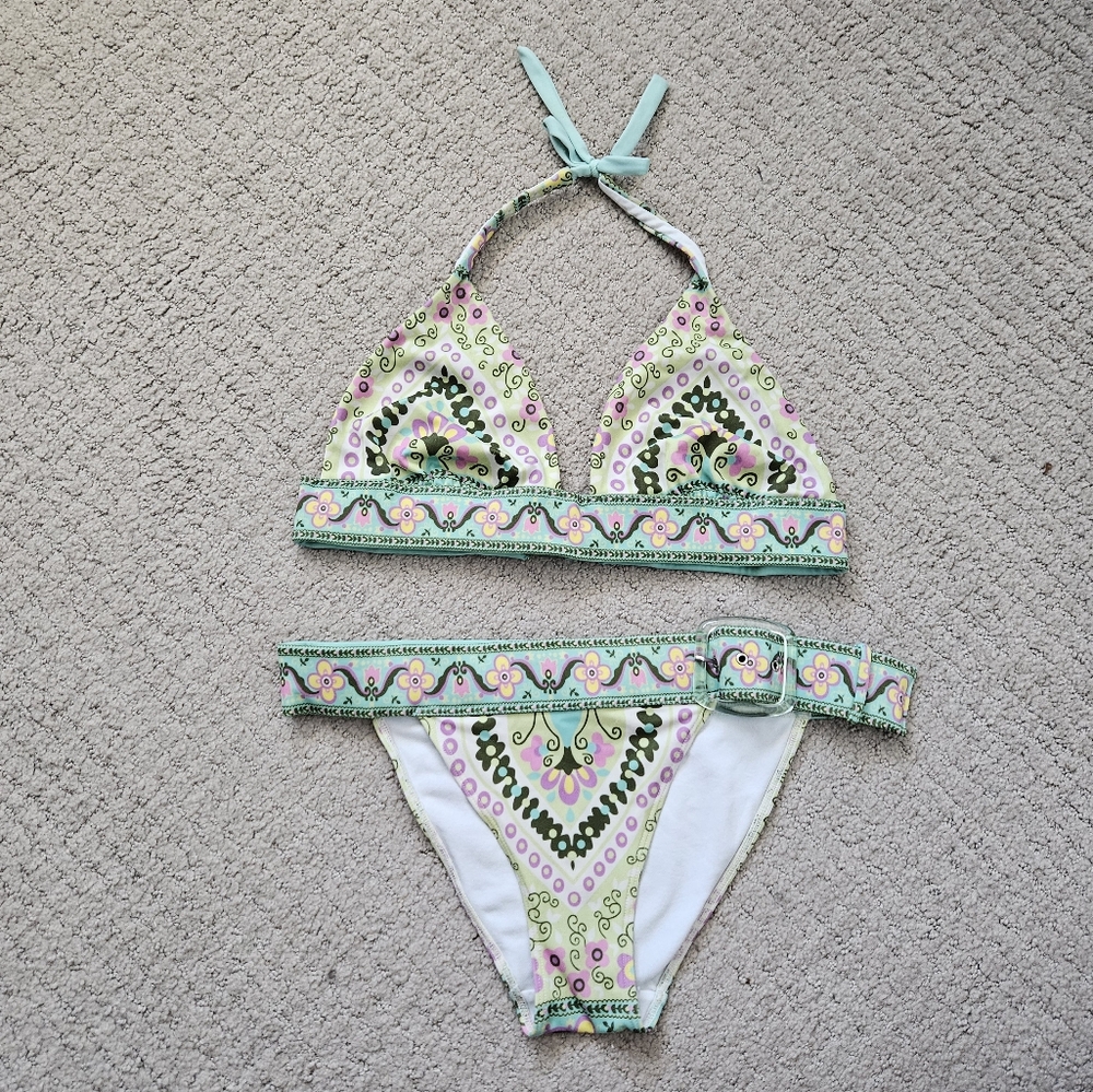 Victoria's Secret Green Tribal Print Bikini 2 Piece Swimsuit Bathing Suit Size M